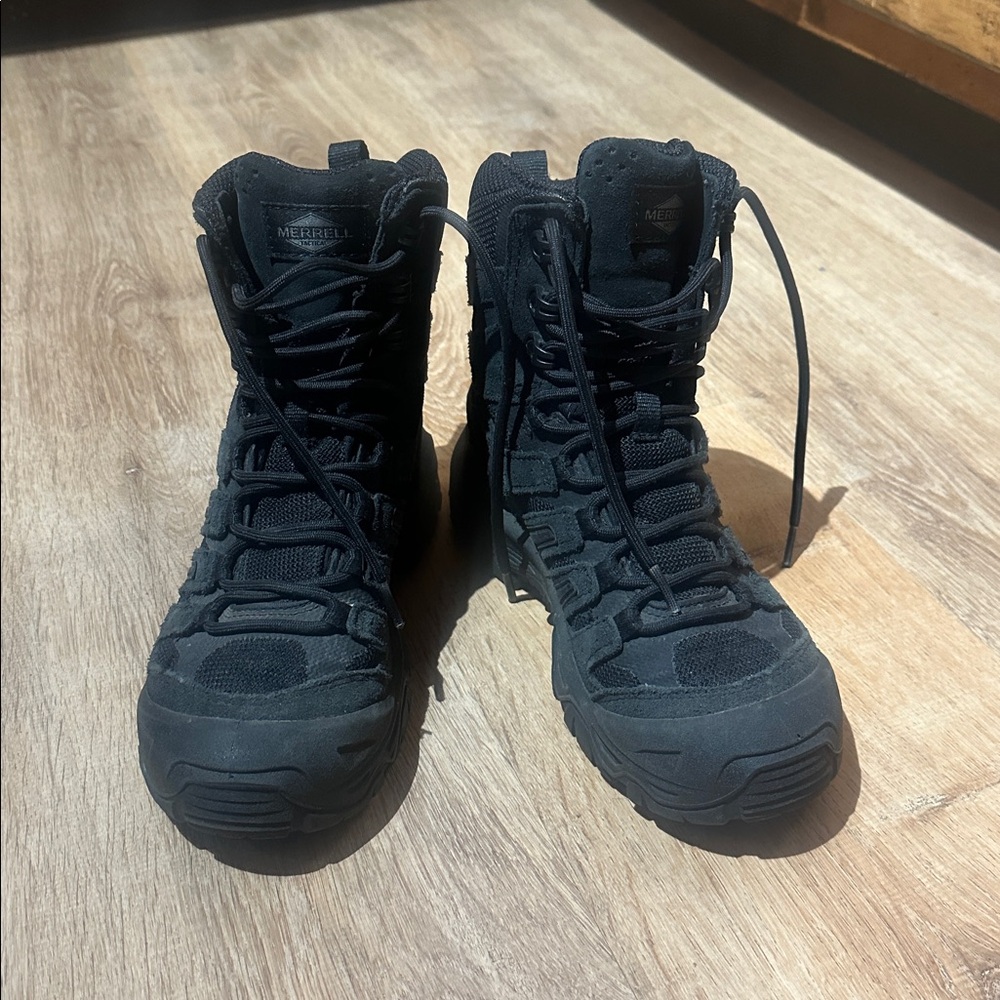 Merrell Tactical Moab Boot Size 5 mens/7.5 women’s